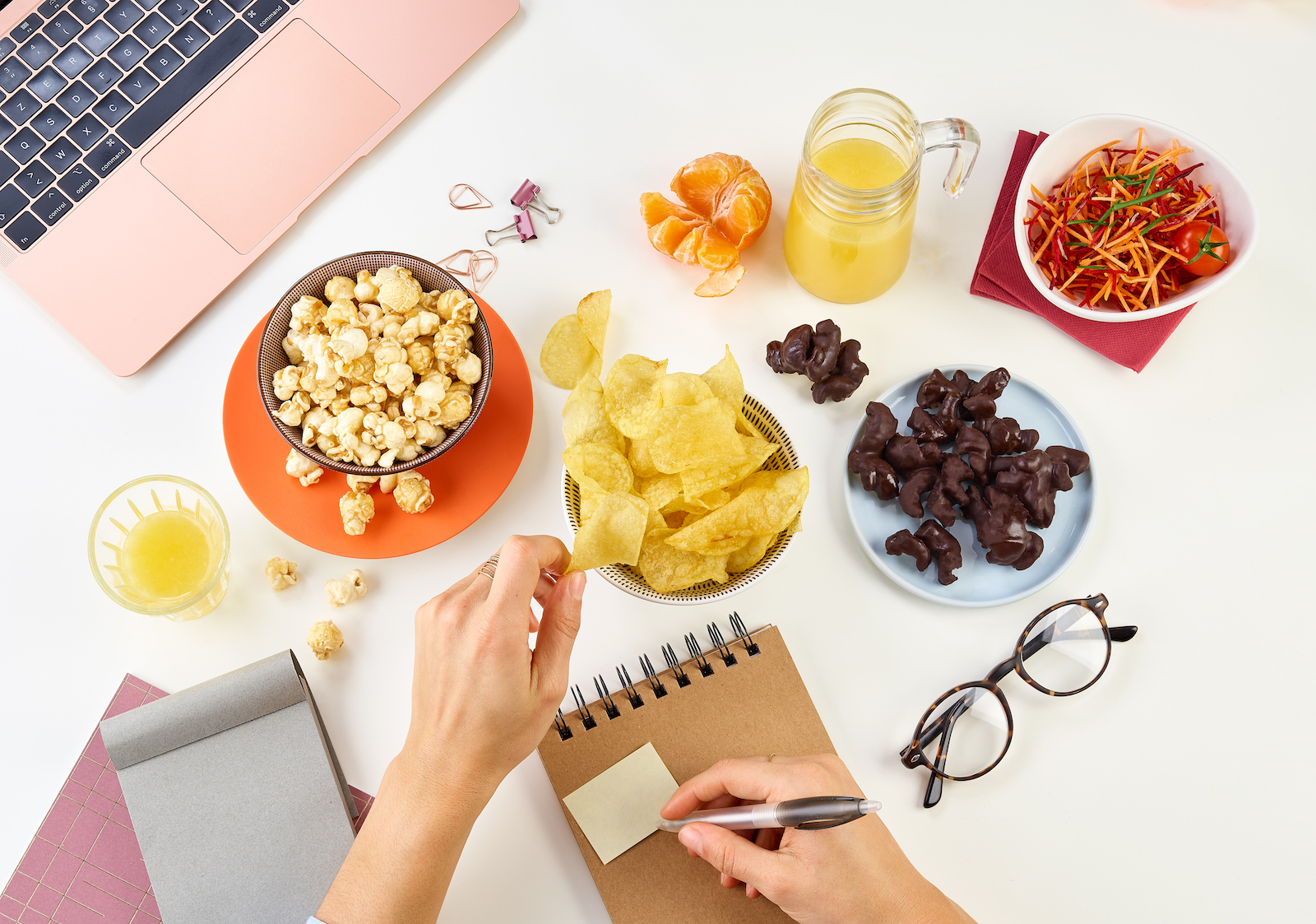 office working table snacks chips crisps Europe Snacks private label snacks manufacturer